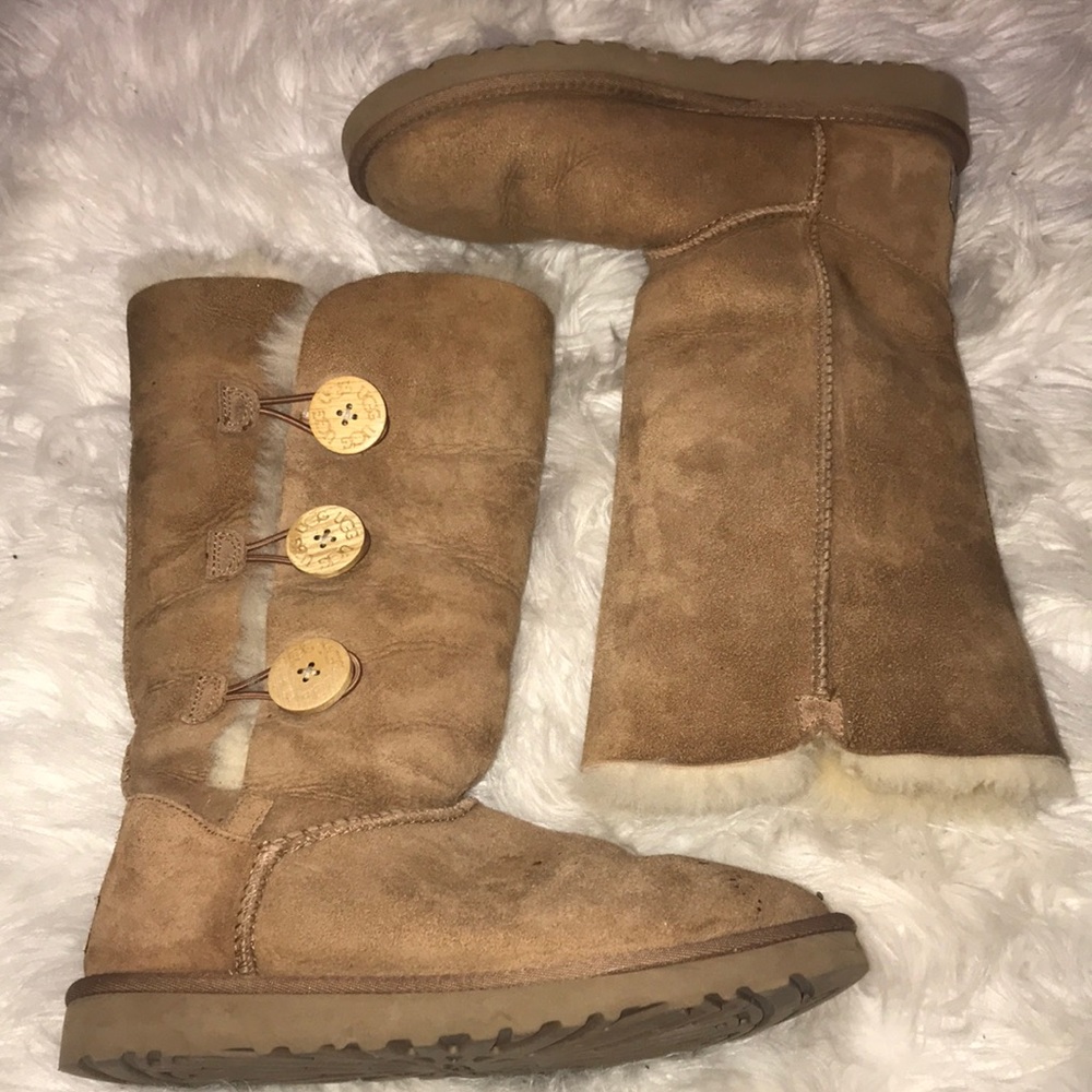 Three Button Chestnut Brown Uggs - image 1